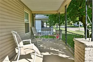 227 Maplewood Ave, Struthers, OH 44471 - Photo 12