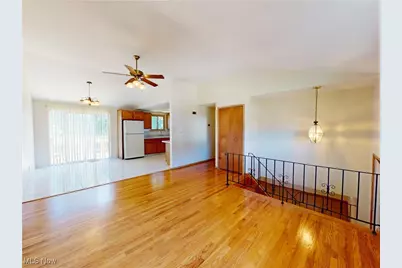 211 W Overlook Drive, Eastlake, OH 44095 - Photo 6