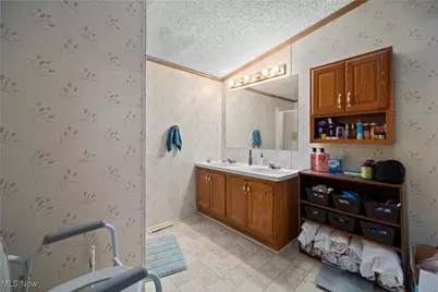 123 Catawba Court, Elyria, OH 44035 - Photo 10