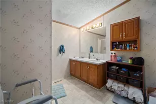 123 Catawba Ct, Elyria, OH 44035 - Photo 10