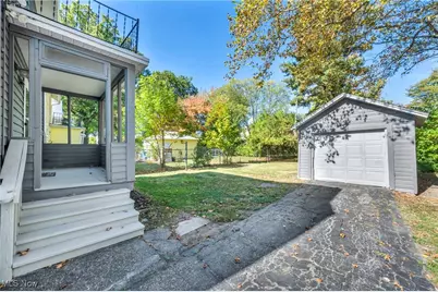 1128 W 11th Street, Lorain, OH 44052 - Photo 6