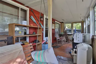 1550 E 337 Street, Eastlake, OH 44095 - Photo 2