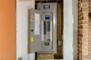 502 Valley Crest Dr, Mogadore, OH 44260 - Photo 26