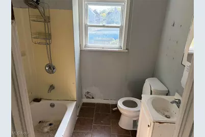 7808 Force Avenue, Loveland, OH 44105 - Photo 10