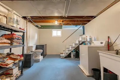 1030 Sunset Drive, Alliance, OH 44601 - Photo 30