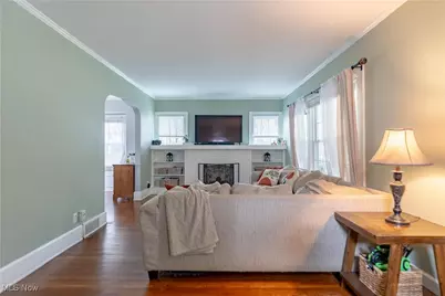 1030 Sunset Drive, Alliance, OH 44601 - Photo 8