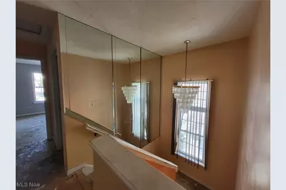 16216 Sunny Glenn Avenue, Loveland, OH 44128 - Photo 18