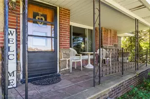 6565 McCartney Rd, Lowellville, OH 44436 - Photo 2