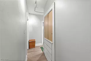 14724 Clifton Blvd, Oakwood, OH 44107 - Photo 30