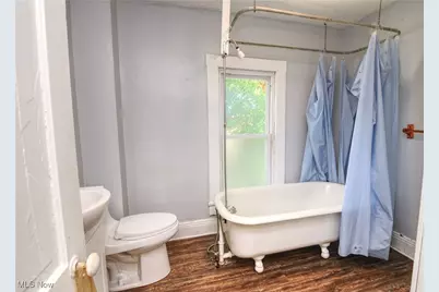 217 W Summit Street, Barberton, OH 44203 - Photo 12