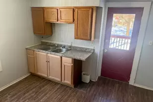 217 W Summit St, Barberton, OH 44203 - Photo 10