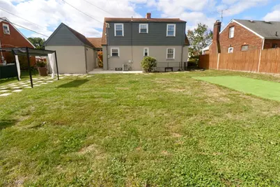 378 Westwood Drive, Steubenville, OH 43952 - Photo 2