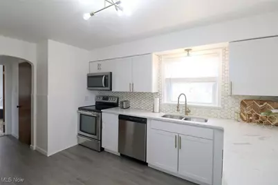 378 Westwood Drive, Steubenville, OH 43952 - Photo 8