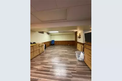 276 E 317 Street, Willowick, OH 44095 - Photo 8