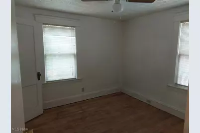 14500 Alder Avenue, East Cleveland, OH 44112 - Photo 10