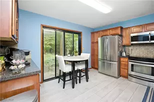 5950 Bayberry Cir, North Ridgeville, OH 44039 - Photo 2