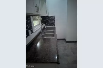 9108 Kempton Avenue, Loveland, OH 44108 - Photo 12