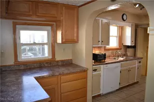 1241 McIntosh Ave, Akron, OH 44314 - Photo 22