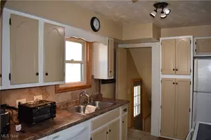 1241 McIntosh Ave, Akron, OH 44314 - Photo 20