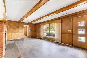 13690 W 130th St, Strongsville, OH 44136 - Photo 6