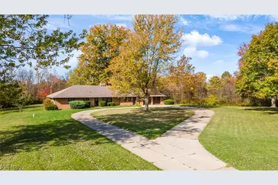 13690 W 130th Street, Strongsville, OH 44136 - Photo 2