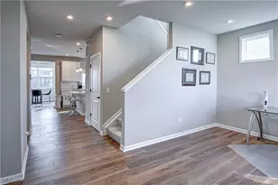 23567 Victory Ln, Columbia Station, OH 44028 - Photo 2