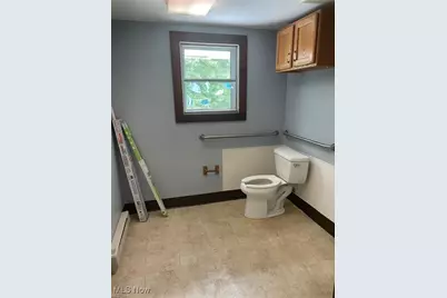 2470 Massillon Road, Akron, OH 44312 - Photo 36