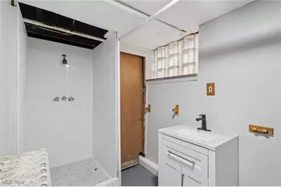 748 Chalker Street, Akron, OH 44310 - Photo 20