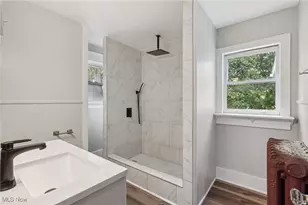 748 Chalker St, Akron, OH 44310 - Photo 28