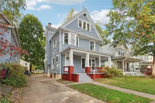 748 Chalker St, Akron, OH 44310 - Photo 4