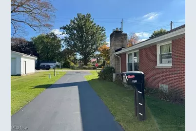 1150 Lake Road, Conneaut, OH 44030 - Photo 2