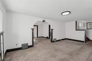 1674 Betz Dr, Akron, OH 44306 - Photo 10