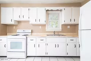 1217 Swearingen Rd, Weirton, WV 26062 - Photo 16