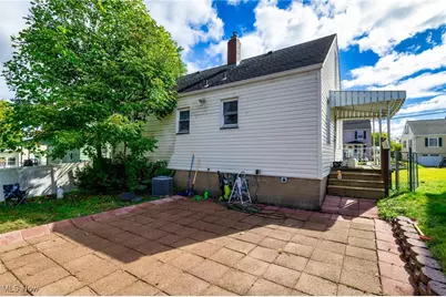 1217 Swearingen Road, Weirton, WV 26062 - Photo 6