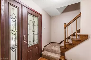 292 Eric Ln, Wadsworth, OH 44281 - Photo 4