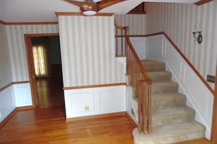 202 Deerwalk Cir, Marietta, OH 45750 - Photo 2