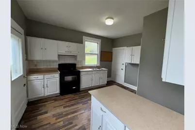 332 Pine Street, Zanesville, OH 43701 - Photo 4