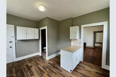 332 Pine Street, Zanesville, OH 43701 - Photo 2