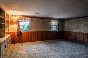 2982 Fair Oaks Dr, Norton, OH 44203 - Photo 20