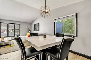 10060 Ridgewood Dr, Twinsburg, OH 44087 - Photo 12