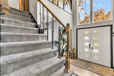 10060 Ridgewood Drive, Twinsburg, OH 44087 - Photo 4