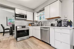 10060 Ridgewood Dr, Twinsburg, OH 44087 - Photo 8