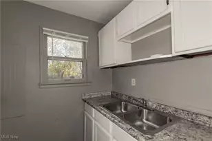 4429 E 158th St, Loveland, OH 44128 - Photo 8