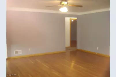 2253 E 290th Street, Wickliffe, OH 44092 - Photo 6