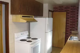 2253 E 290th St, Wickliffe, OH 44092 - Photo 8