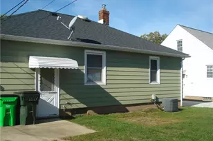 2253 E 290th St, Wickliffe, OH 44092 - Photo 12