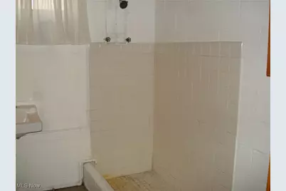 2253 E 290th Street, Wickliffe, OH 44092 - Photo 28