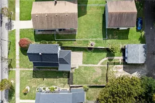 132 31st St SW, Barberton, OH 44203 - Photo 32