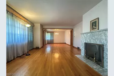 703 Melwood Drive NE, Warren, OH 44483 - Photo 8