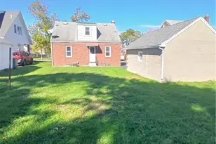 1351 Douglas Ave, Youngstown, OH 44502 - Photo 22